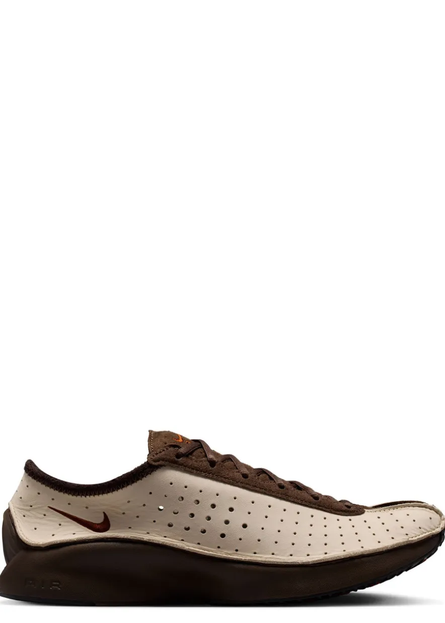 Air Superfly sneakers