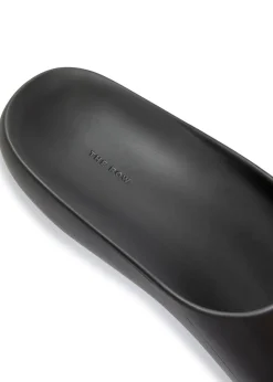 Ama rubber sliders