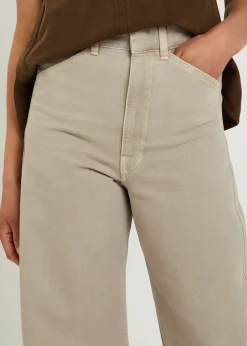 Barrel-leg jeans