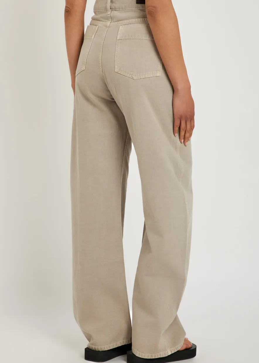 Barrel-leg jeans