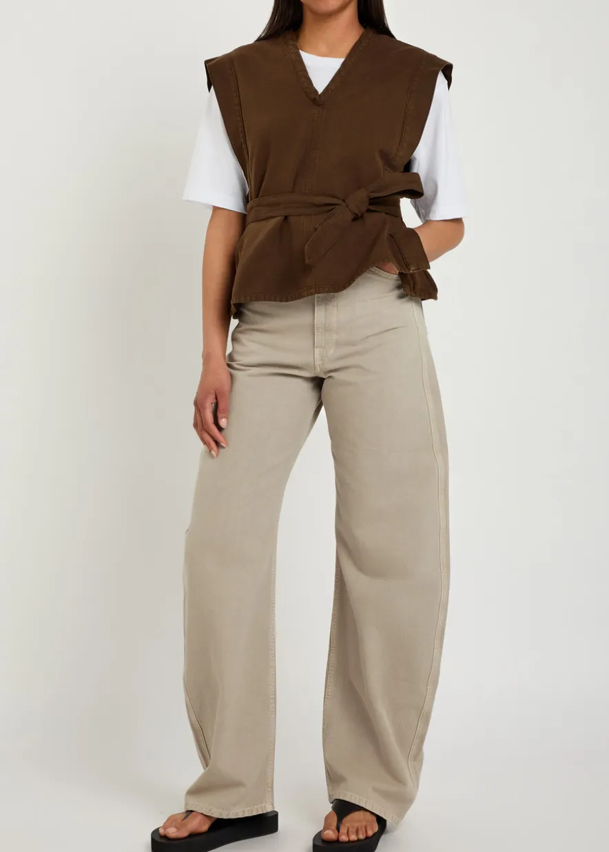 Barrel-leg jeans