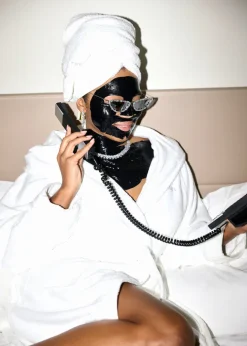 Black Diamond Lifting & Firming Neck Mask Box