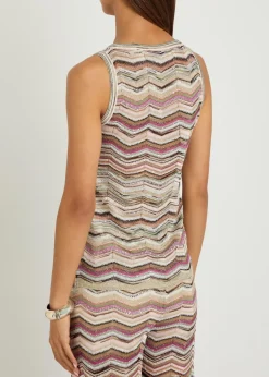 Chevron fine-knit top