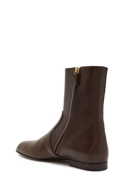 Colt glossed leather ankle boots