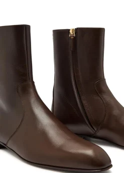 Colt glossed leather ankle boots