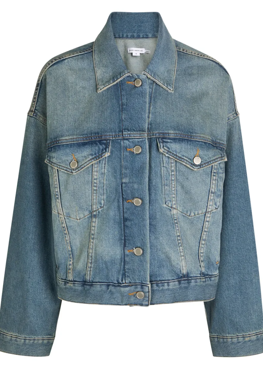 Cropped denim trucker jacket