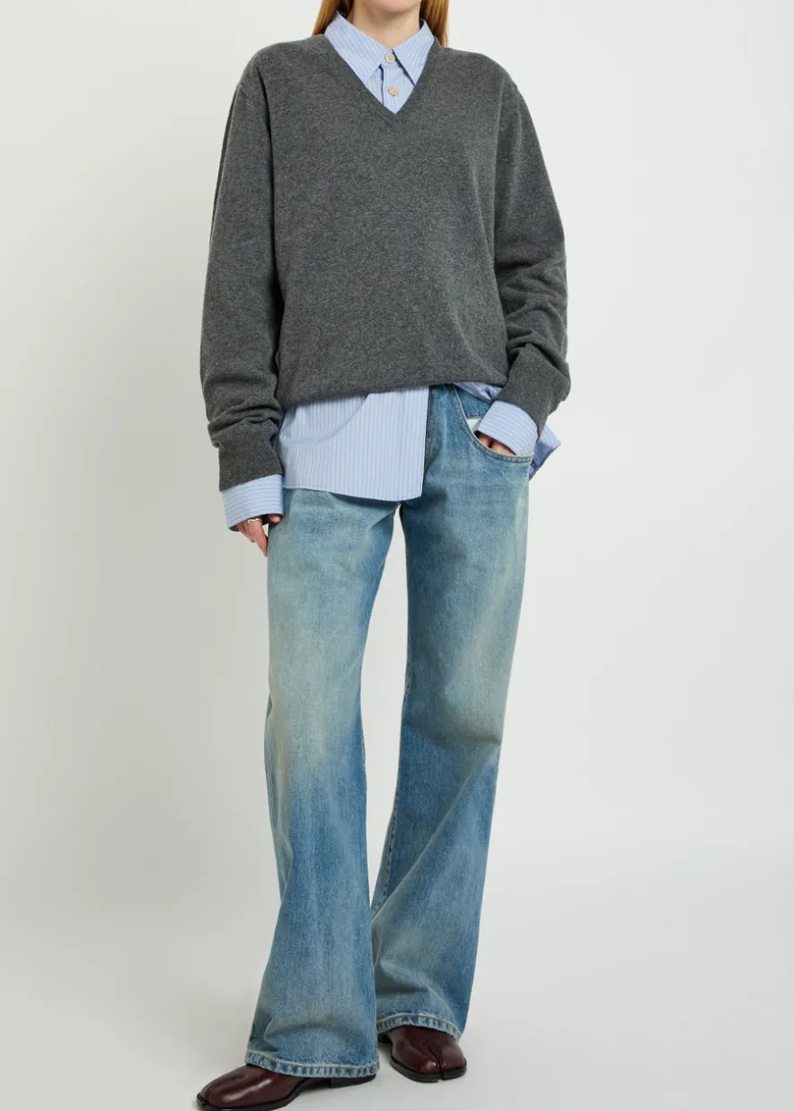 Exposed-pocket straight-leg jeans