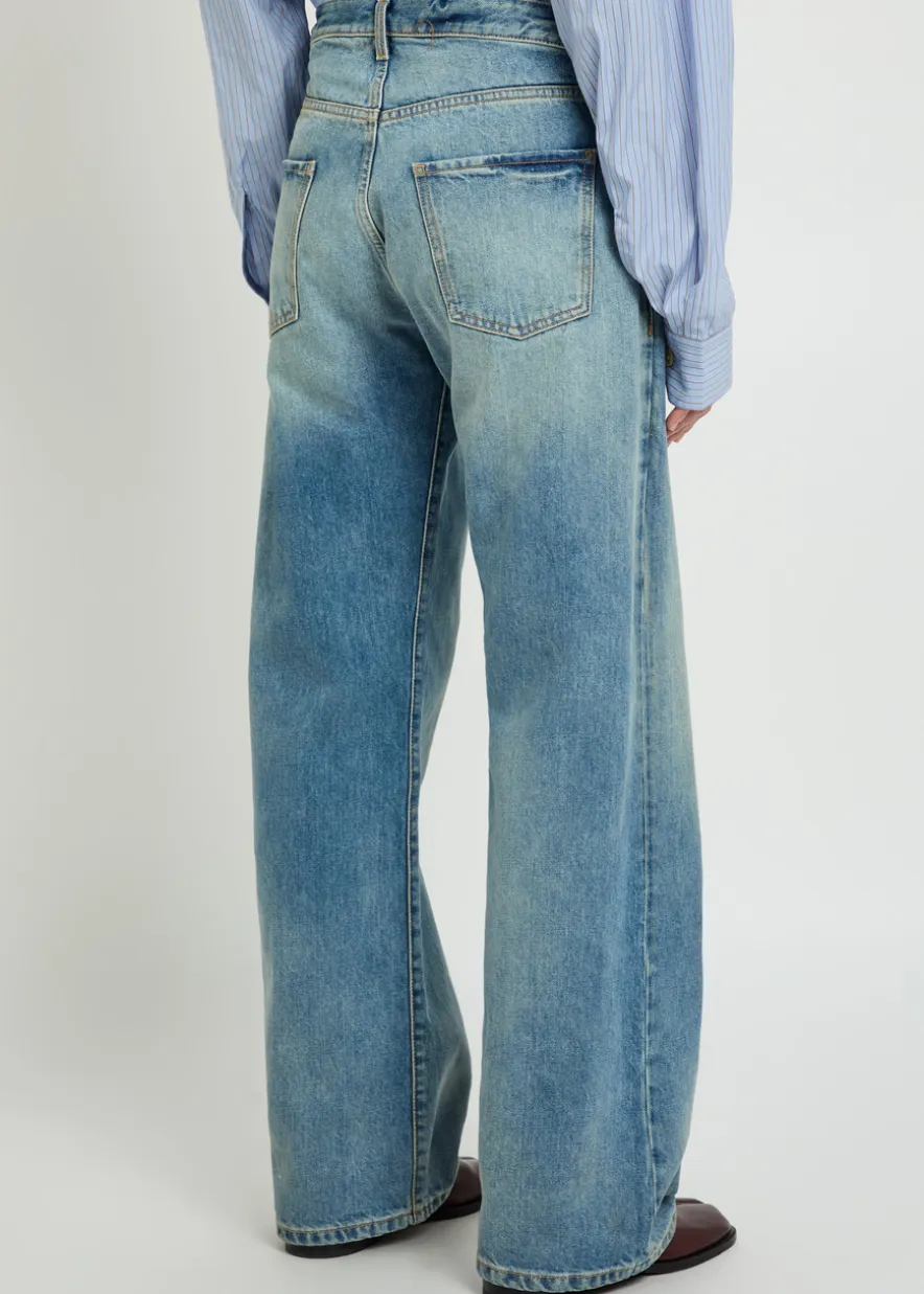 Exposed-pocket straight-leg jeans