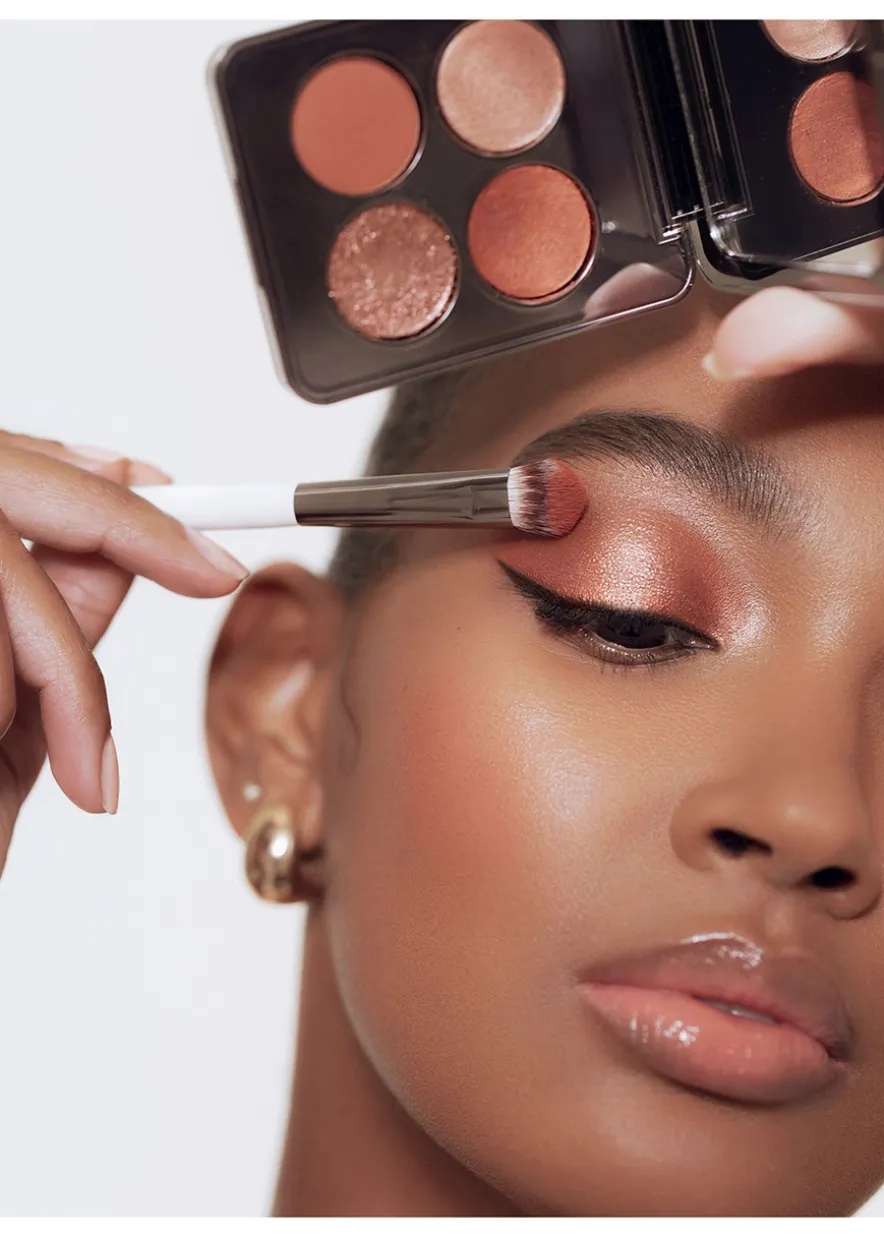 Eyes On Me Eyeshadow Palette