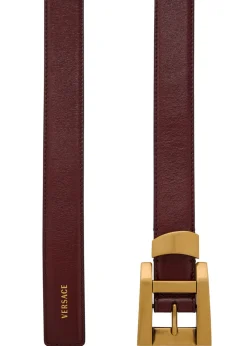 Glossed leather belt