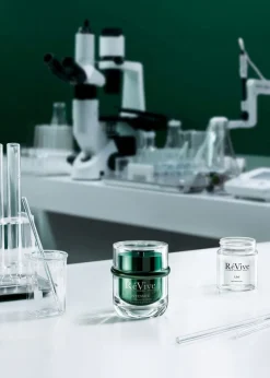 Intensité Volumizing Eye Cream 15ml