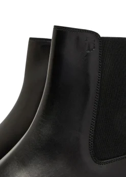 Leather Chelsea boots