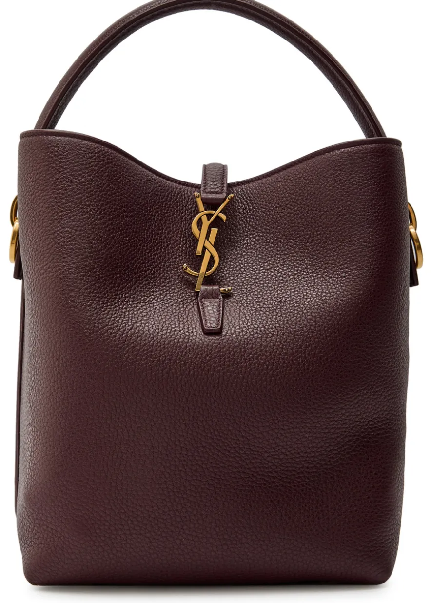 Le 37 grained leather bucket bag