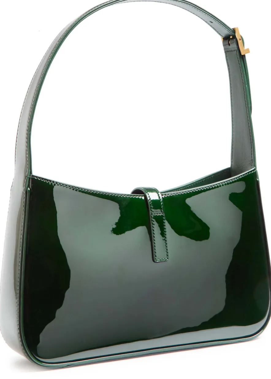 Le 5 à 7 patent leather shoulder bag