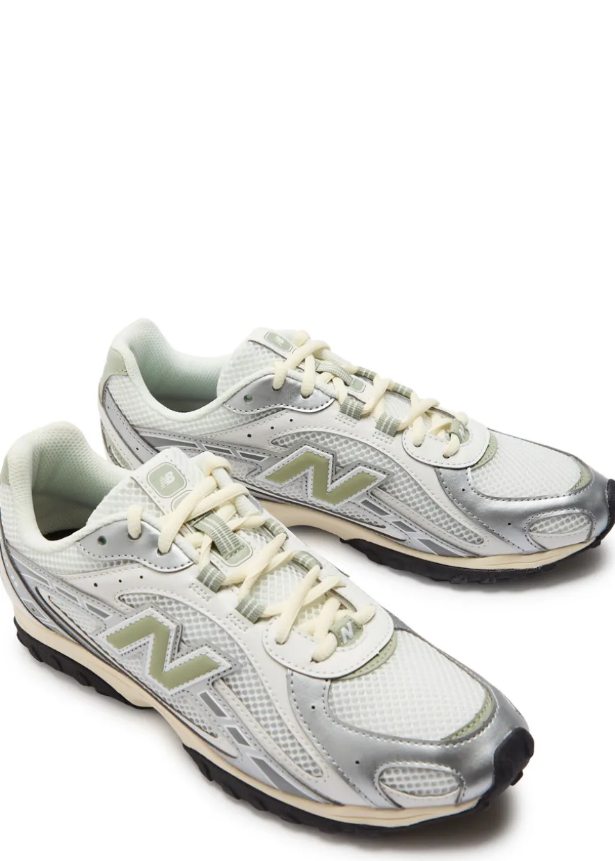 204L panelled mesh sneakers