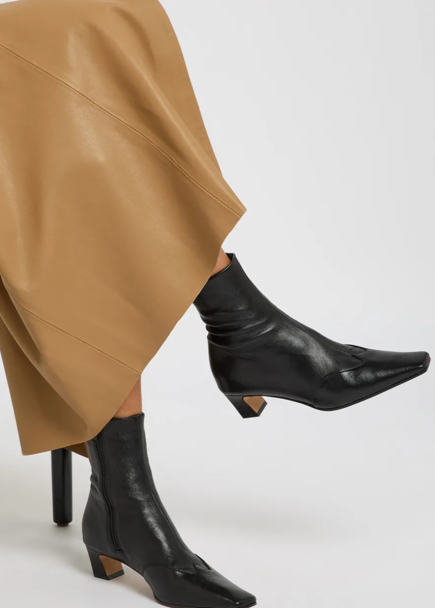 Nevada 40 leather ankle boots