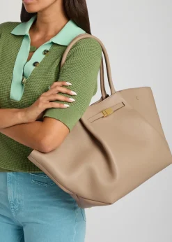 New York grained leather tote