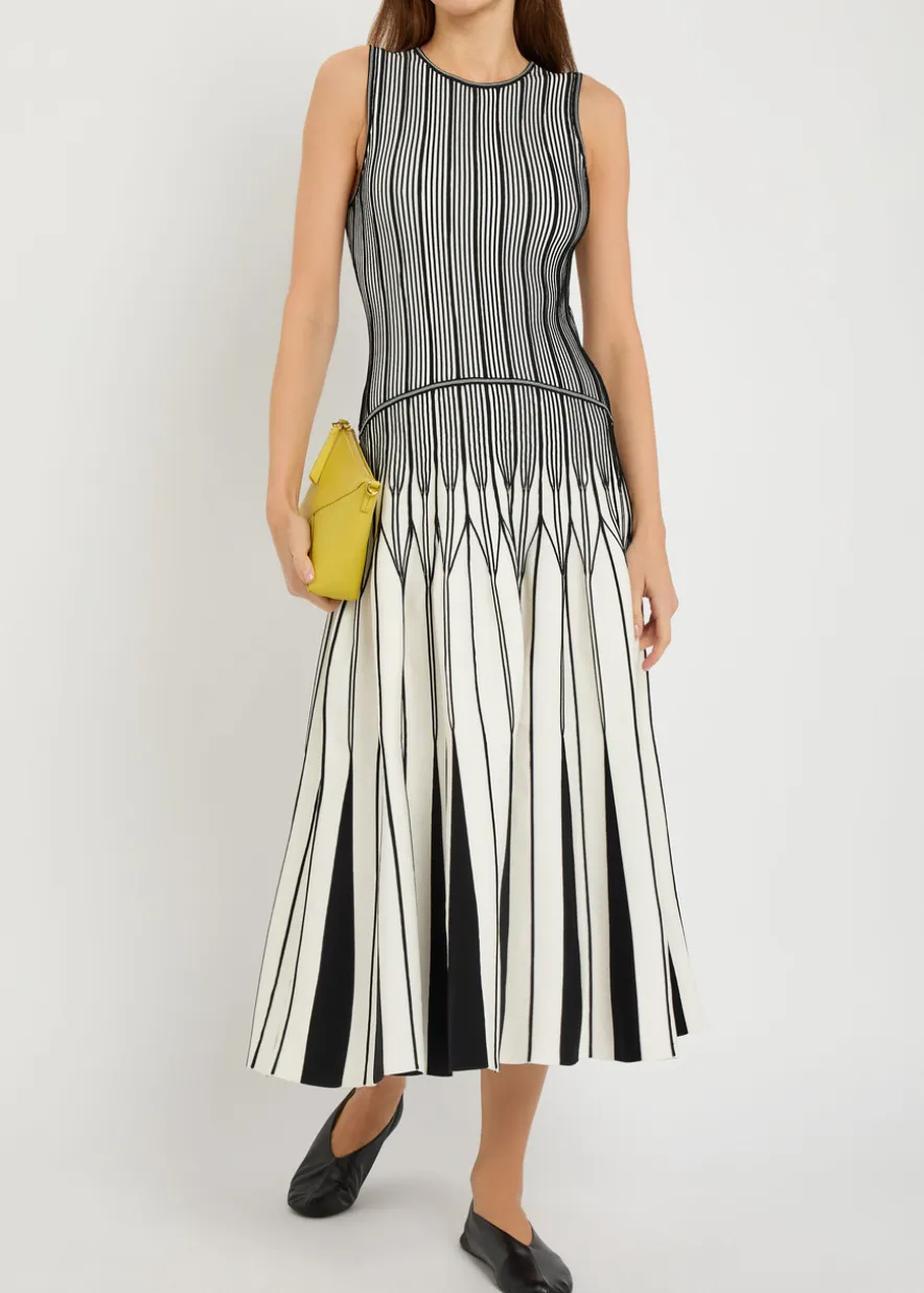 Oaklen patterned knit midi dress