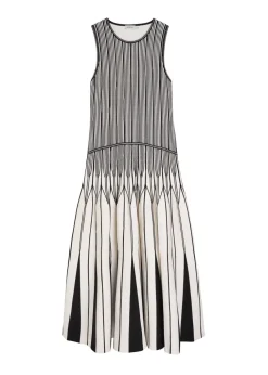 Oaklen patterned knit midi dress