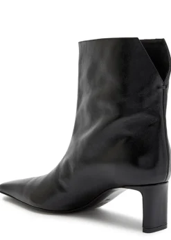 Ona 55 leather ankle boots