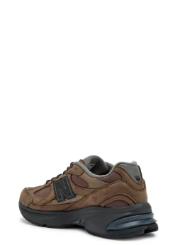 2010 panelled mesh sneakers