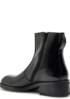 Patent leather Chelsea boots