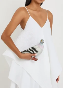 Pigeon resin clutch