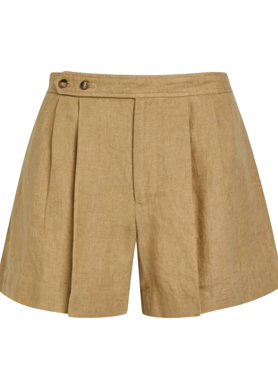 Pleated linen shorts