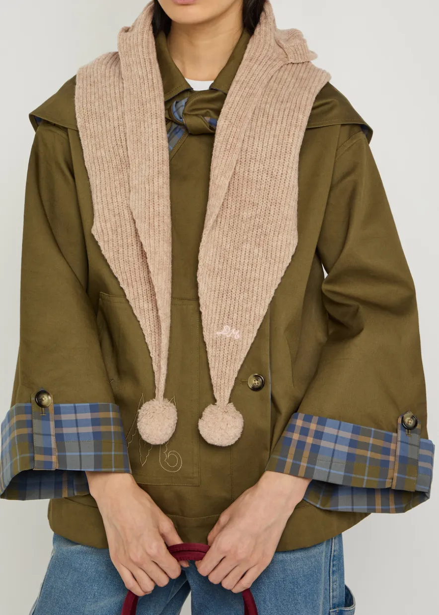 Pom-pom knit hood