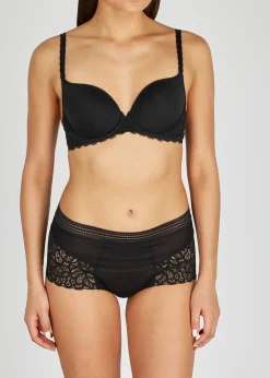 Raffine black contour bra
