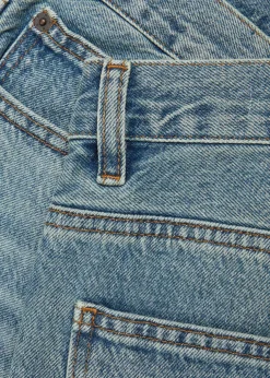 Relaxed straight-leg jeans