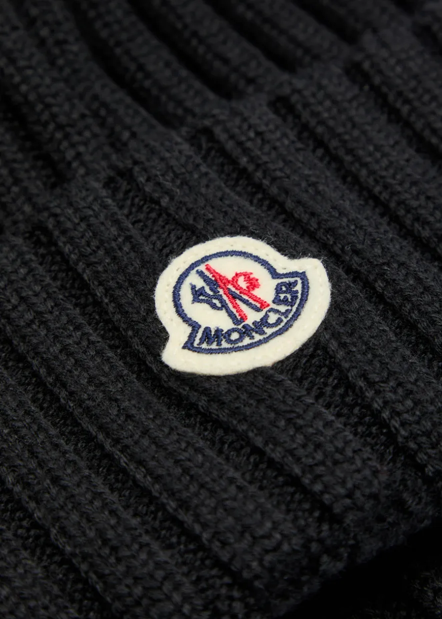 Ribbed wool bobble hat