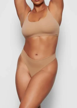 Seamless sculpt bralette
