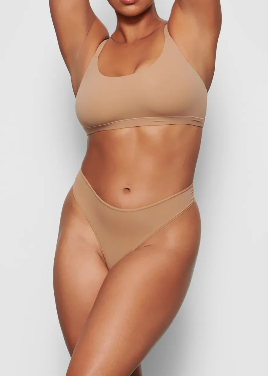 Seamless sculpt bralette