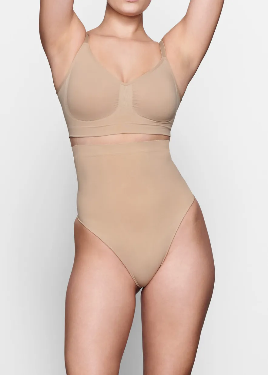 Seamless sculpt high-waisted thong