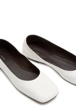 Square grained-leather ballet flats