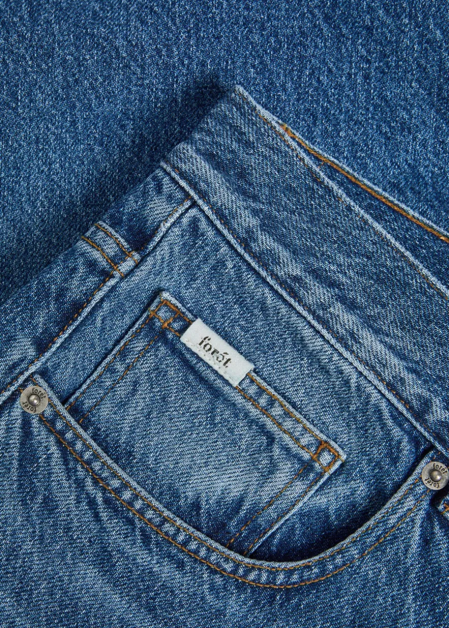 Straight-leg denim jeans