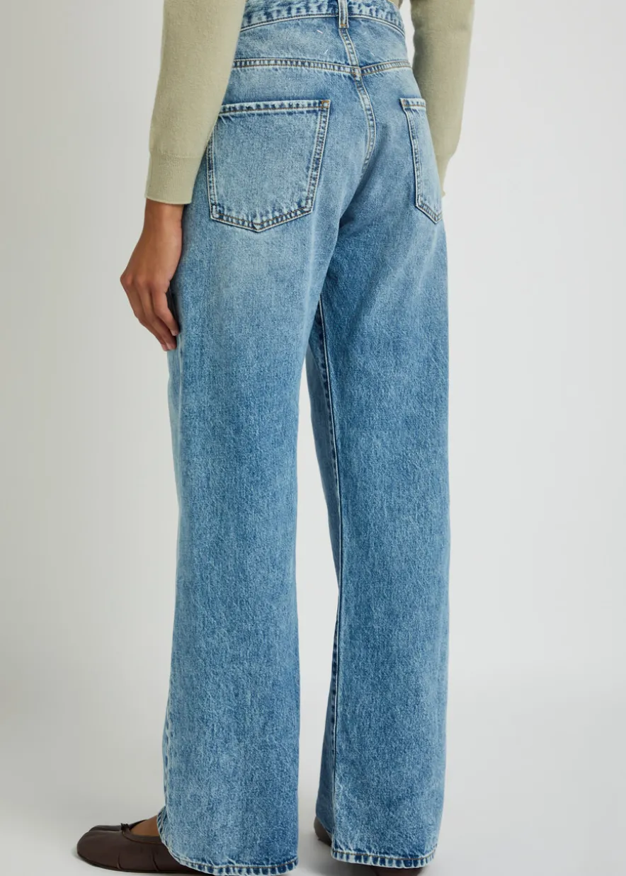 Straight-leg jeans