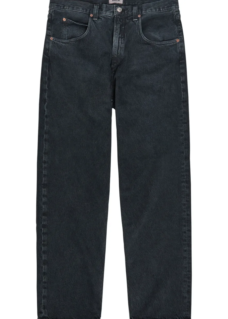 Straight-leg jeans