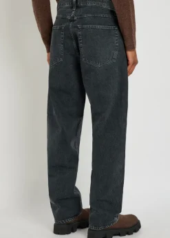 Straight-leg jeans