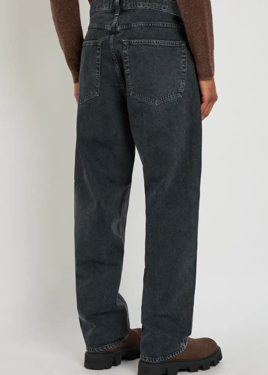 Straight-leg jeans