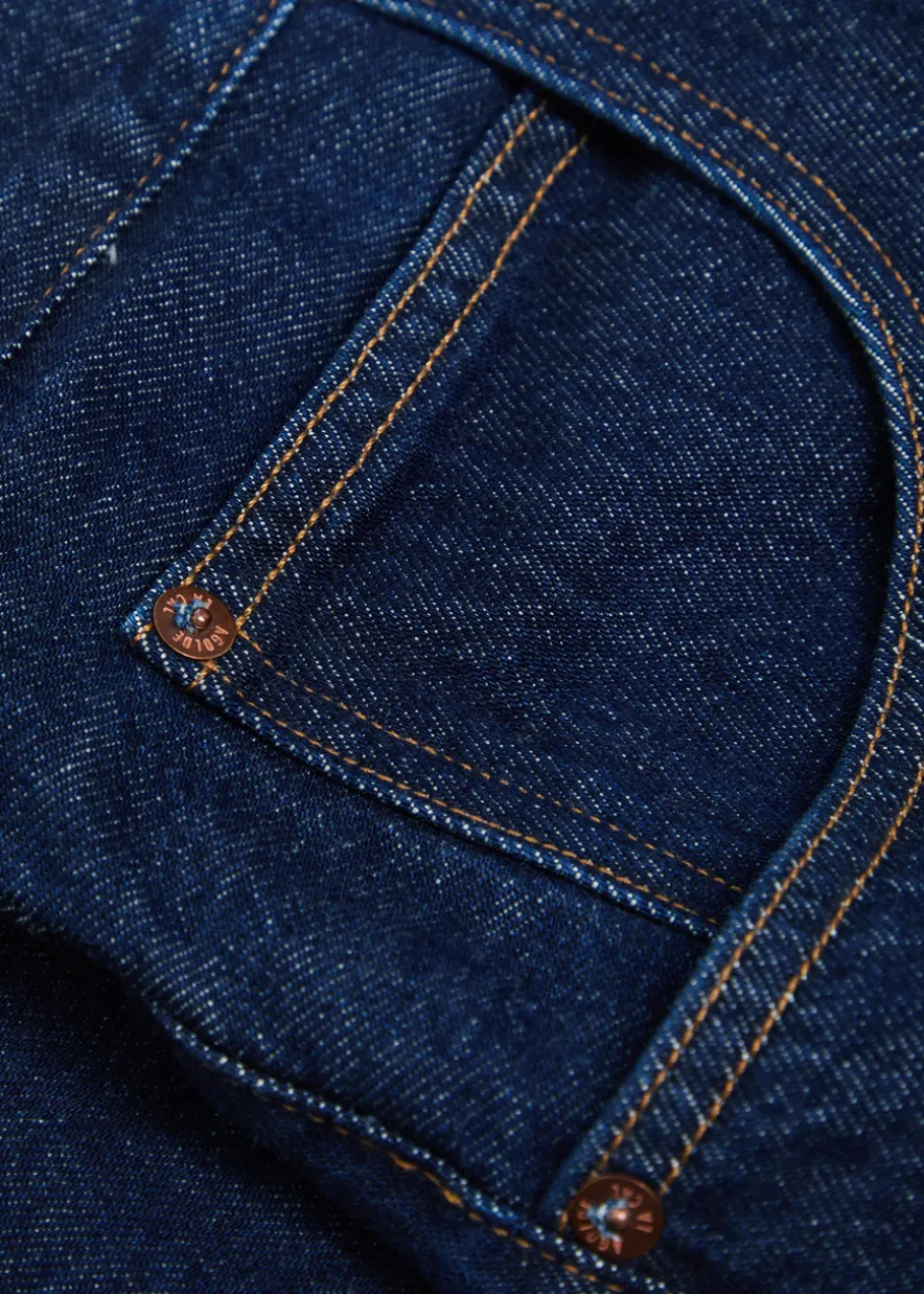 Straight-leg jeans