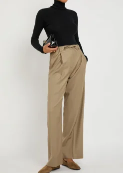 Straight-leg wool trousers