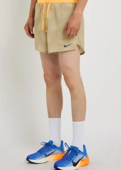 Stride Dri-FIT 5