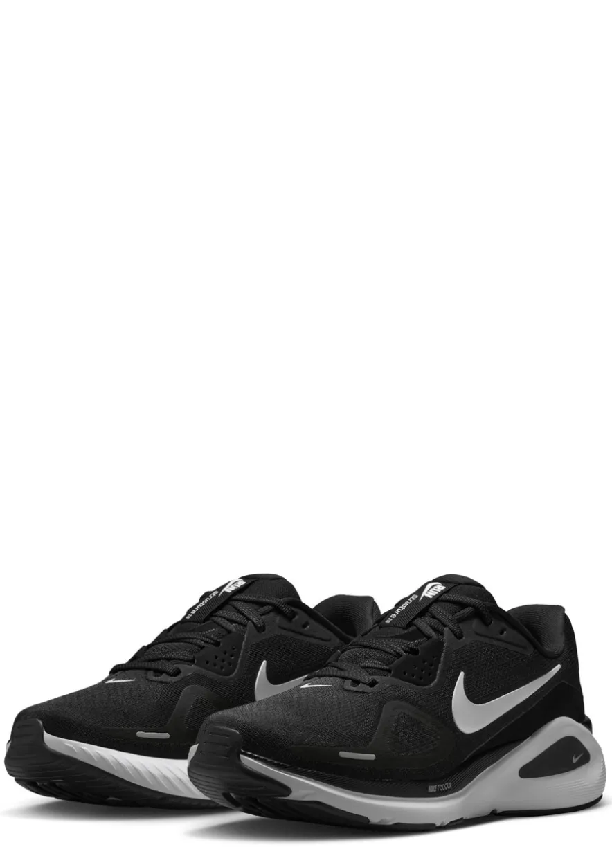 Structure 26 sneakers