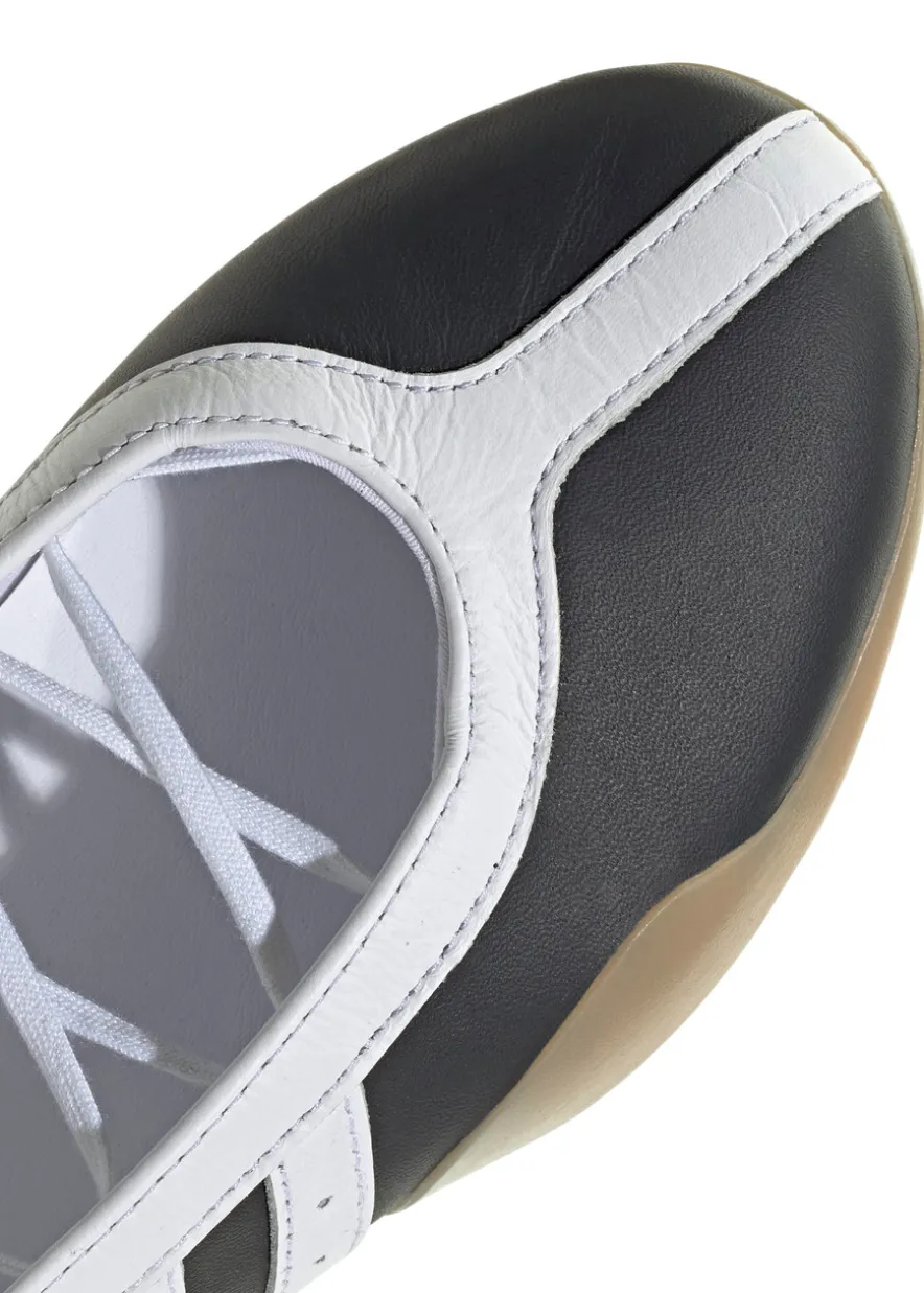 Taekwondo Mei leather ballet sneakers