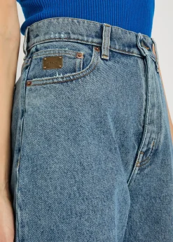 Tapered-leg jeans