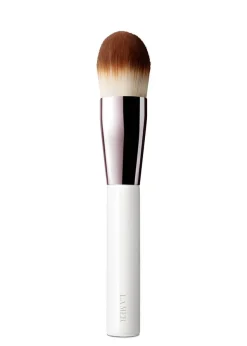 The Foundation Brush