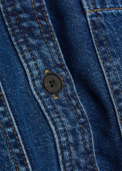 The Polished denim shirt