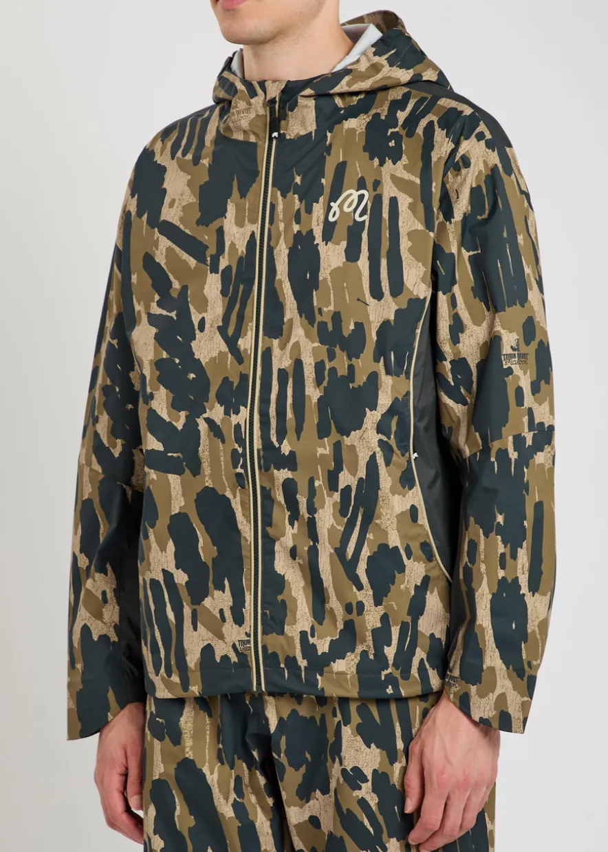 Tour Divot waterproof camouflage hooded nylon jacket